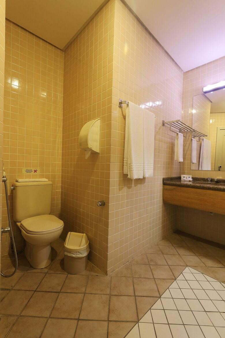 Ingleses Praia Hotel