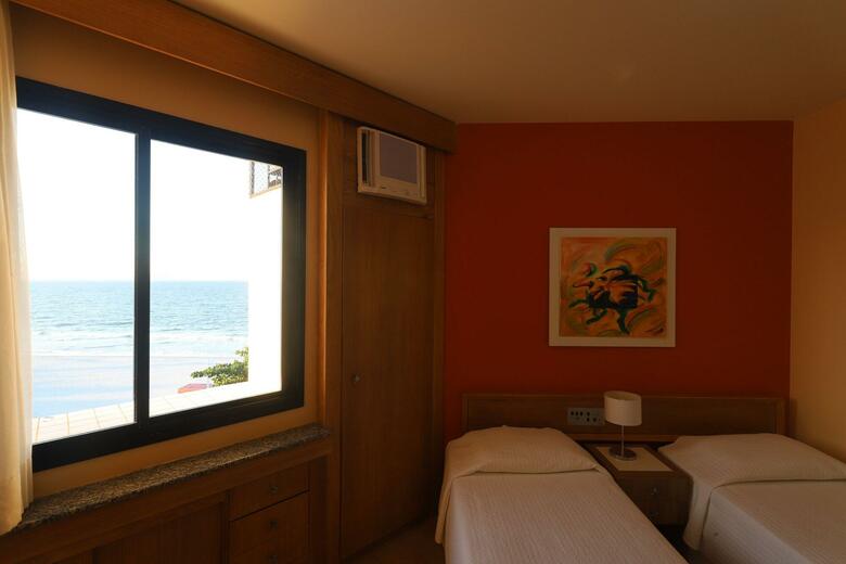 Ingleses Praia Hotel