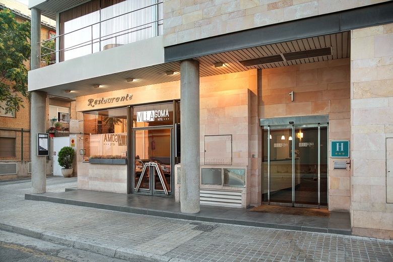 U Hotel Villa-gom�