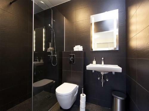 Bed & Breakfast Kef Guesthouse At Gr�n�svegur