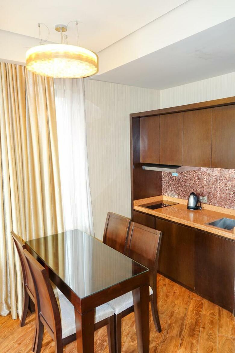 Luxury Dreamland Oasis Apartments