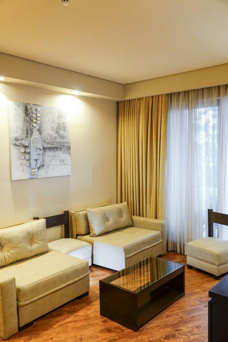 Luxury Dreamland Oasis Apartments