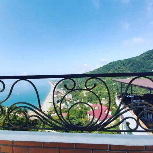 Hostal Guesthouse On Ioane Lazis 1 Ally