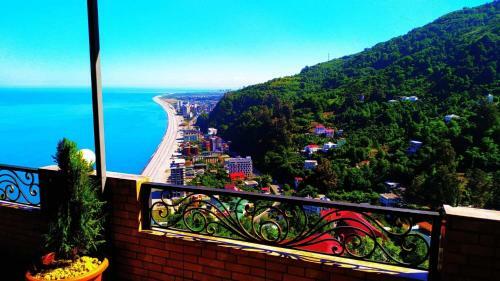 Hostal Guesthouse On Ioane Lazis 1 Ally