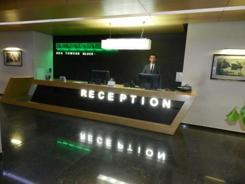Aparthotel In Orbi Sea Towers