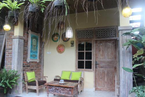 Samblung Mas House