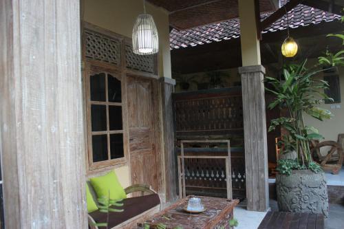 Samblung Mas House