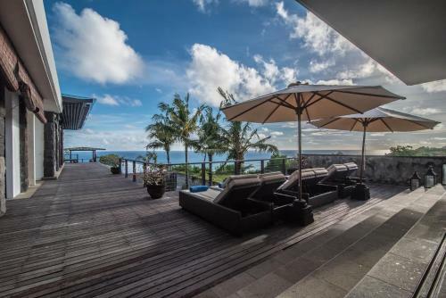 Pandawa Cliff Edge Ocean View Banyu Biru Villa