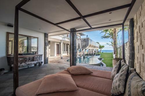 Pandawa Cliff Edge Ocean View Banyu Biru Villa