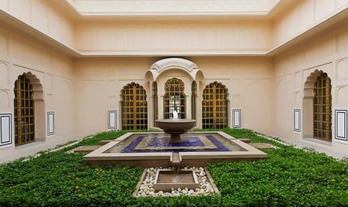Hotel The Oberoi Sukhvilas Resort & Spa