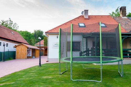 T�nd�rgy�ngye Apartmanh�z