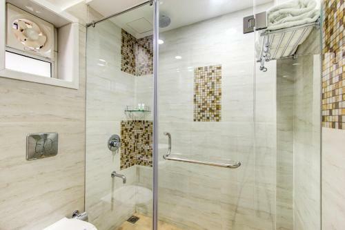Hotel Treebo Daksh Residency