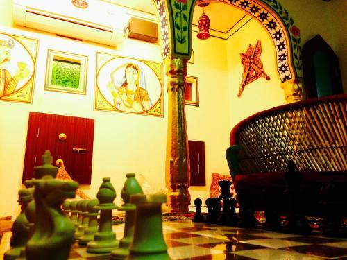 Bed & Breakfast Khandaka Mahal - A Heritage Hotel