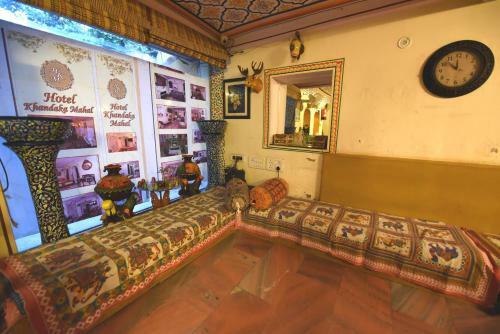 Bed & Breakfast Khandaka Mahal - A Heritage Hotel