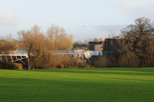 Hostal Brennan Court Guest Accommodation