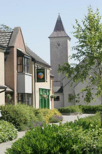 Hostal Brennan Court Guest Accommodation