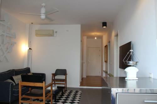 Designer's Apartments Near The Beach