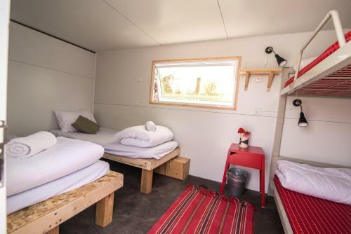 Me'ever Hostel