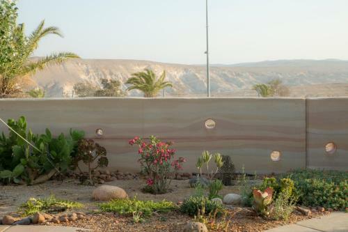 Villa Adama