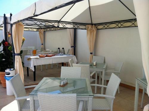Hostal Affittacamere Torre Lapillo
