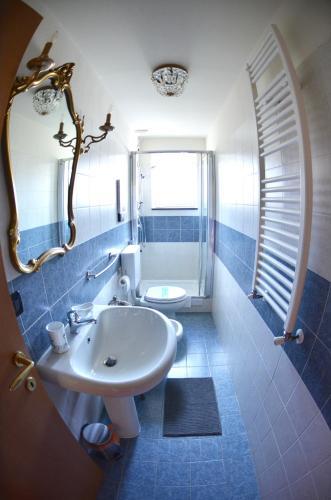 Hostal La Corte Room & Breakfast
