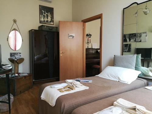 Hostal La Corte Room & Breakfast