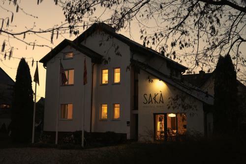 Hostal Sak� Vacation House