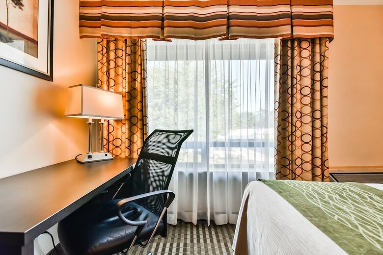 Hotel Comfort Inn