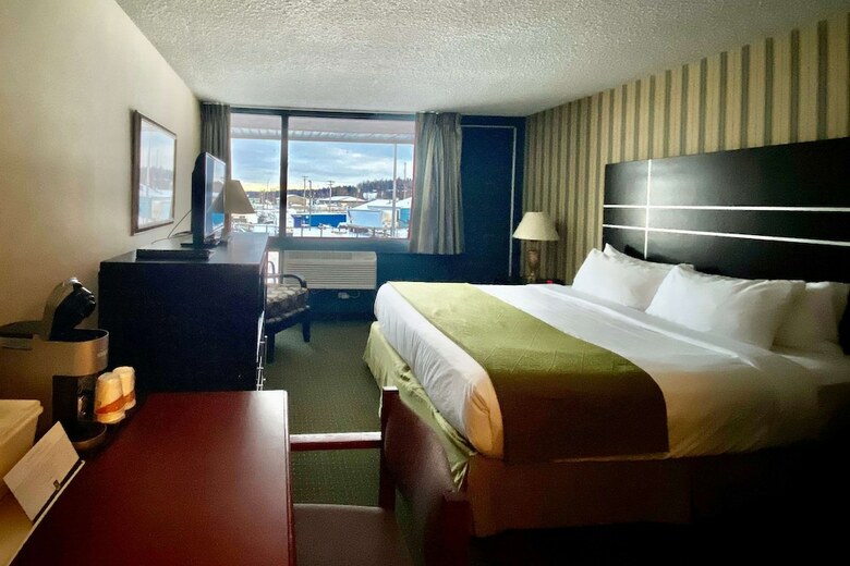 Hotel Quality Inn Whitecourt