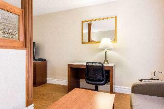 Hotel Clarion And Centre De Conference