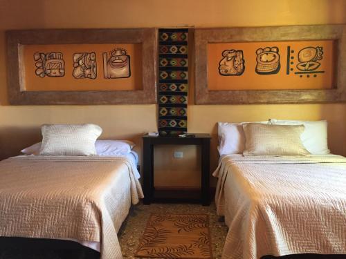 Hostal Leo's Baja Oasis