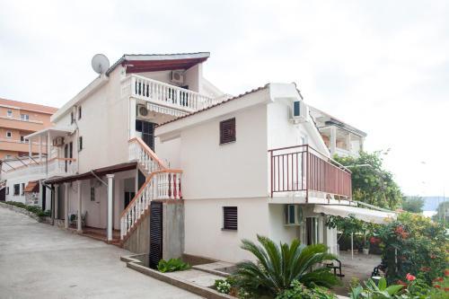 Hostal Guest House Slavuj