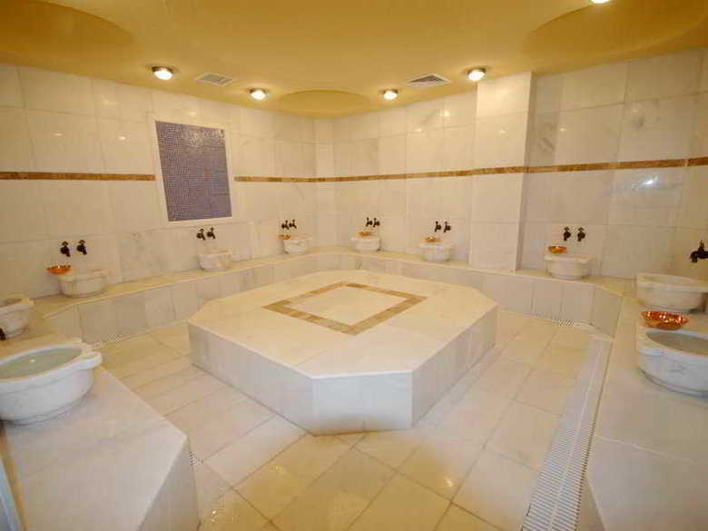 Tourist Hotel