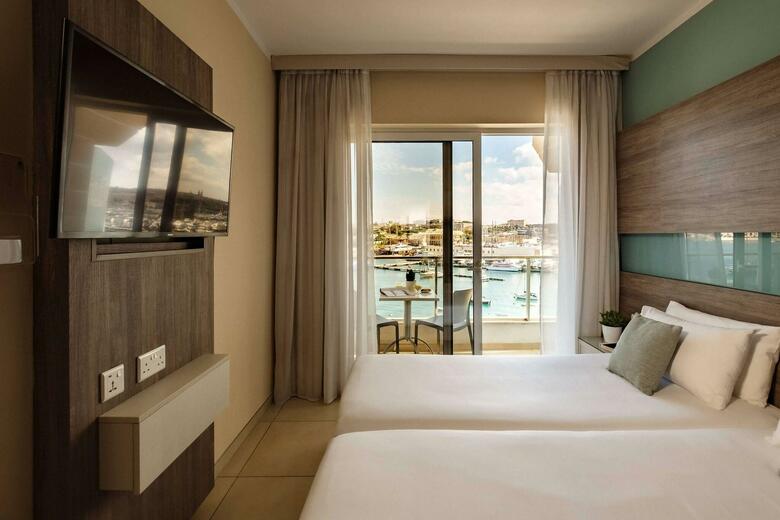 115 The Strand Aparthotel
