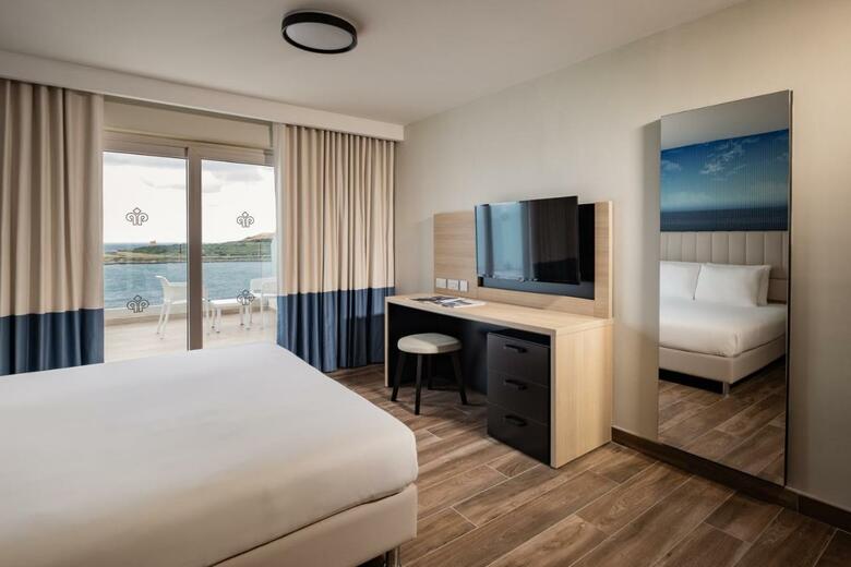 Hotel Qawra Palace