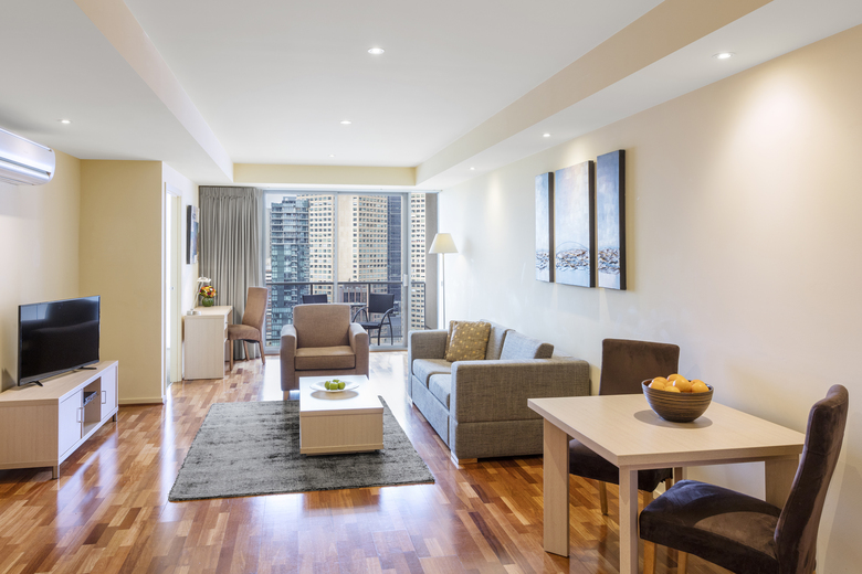 Hotel Oaks On Lonsdale