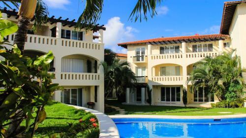 Apartamento 2 Bedroom Condo At Luna Maya