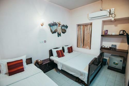 Shwe Yo Vintage Hostel