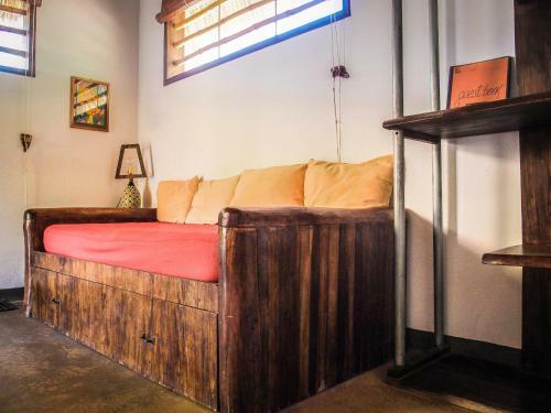 Hostal Vibra Guesthouse