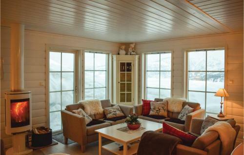Five-bedroom Holiday Home In Norheimsund