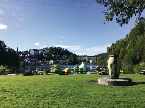 Three-bedroom Holiday Home In Tvedestrand