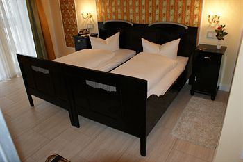 Hotel The Royal Inn Regent