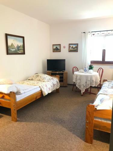 Hostal Restauracja Pensjonat Buda
