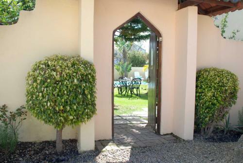 Hostal Mandalay Guest House Plettenberg Bay
