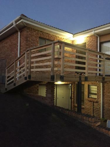 Apartamentos Great White Accommodation