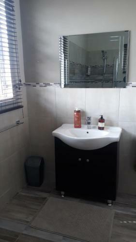 Hostal Bella Vista Guest House