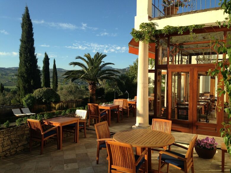 Hotel La Fuente de La Higuera