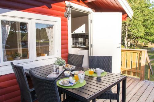 Sel�ter Camping