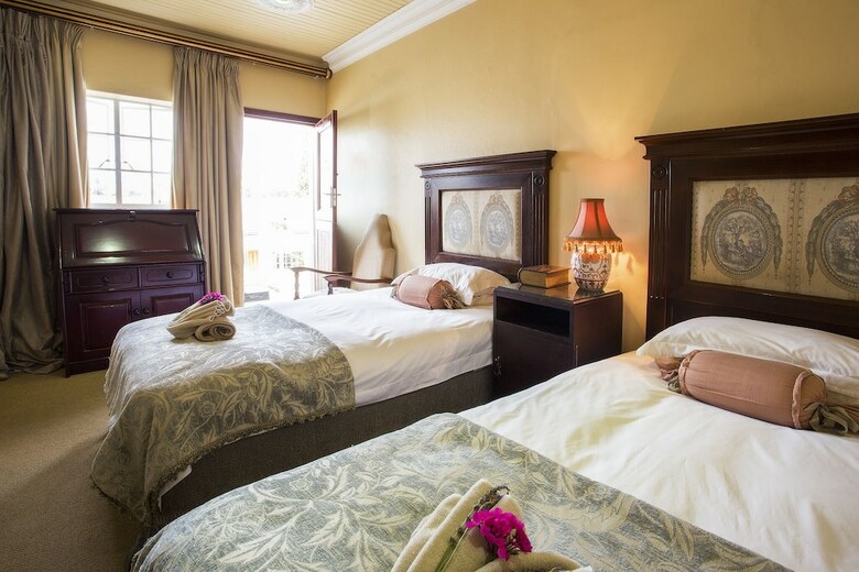 Hostal De Ark Guest House