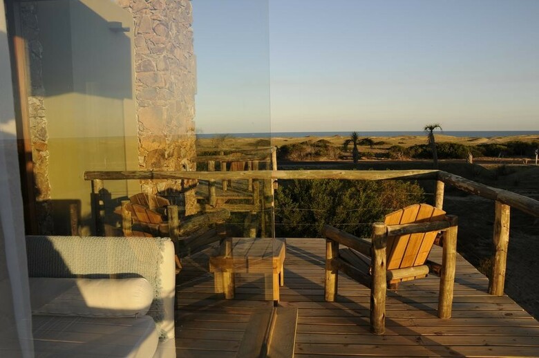 Casa Suaya Hotel